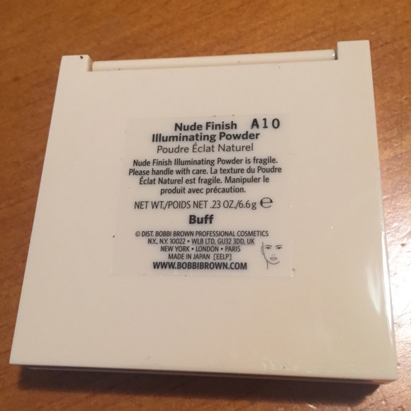 Bobbi Brown Nude Finish Illuminating Powder - Picture 4 of 11